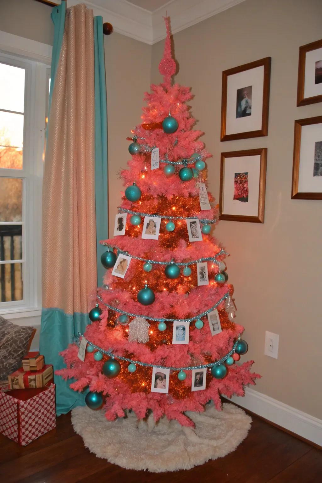 Celebrate your favorite moments with mini photo frames that add a personal touch to your tree.