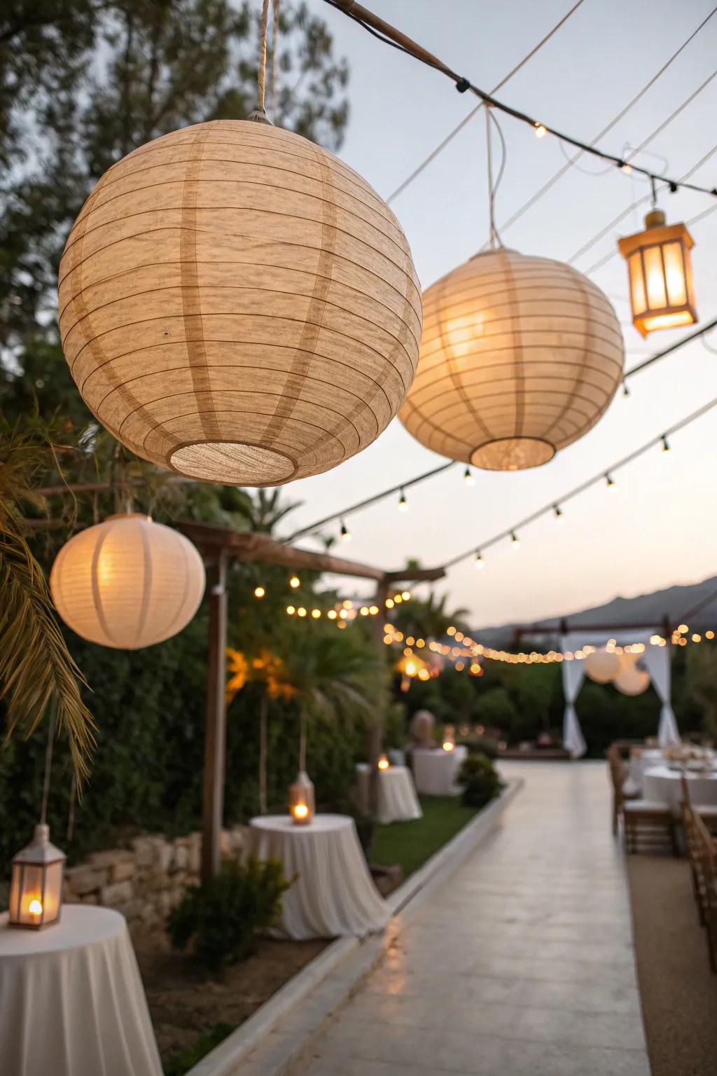 Create a magical atmosphere with floating lanterns and gentle lighting. 🎐🌌 #LanternDecor #WhimsicalDesign #EventLighting